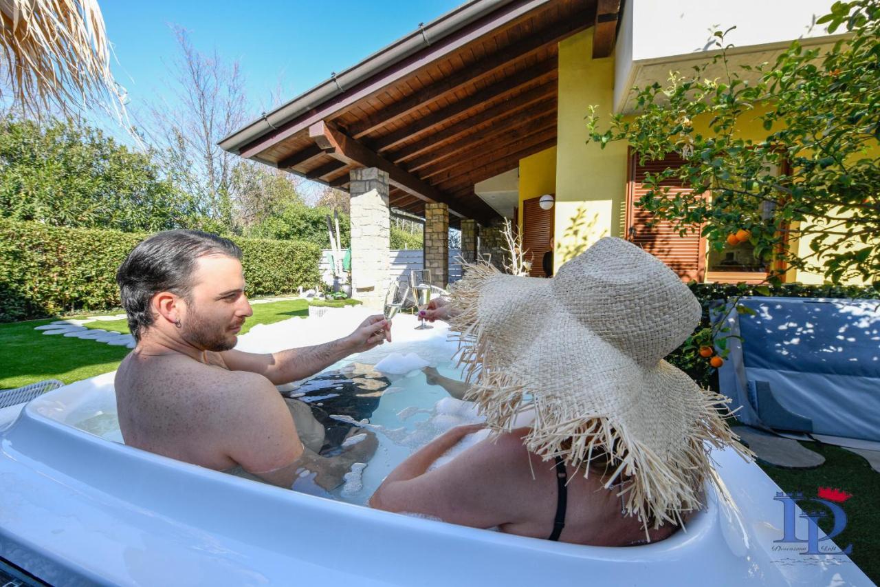 Desenzanoloft Official Partner Marriott Homes & Villas - Luxury Suite With Jacuzzi And Garden Desenzano del Garda Exterior foto