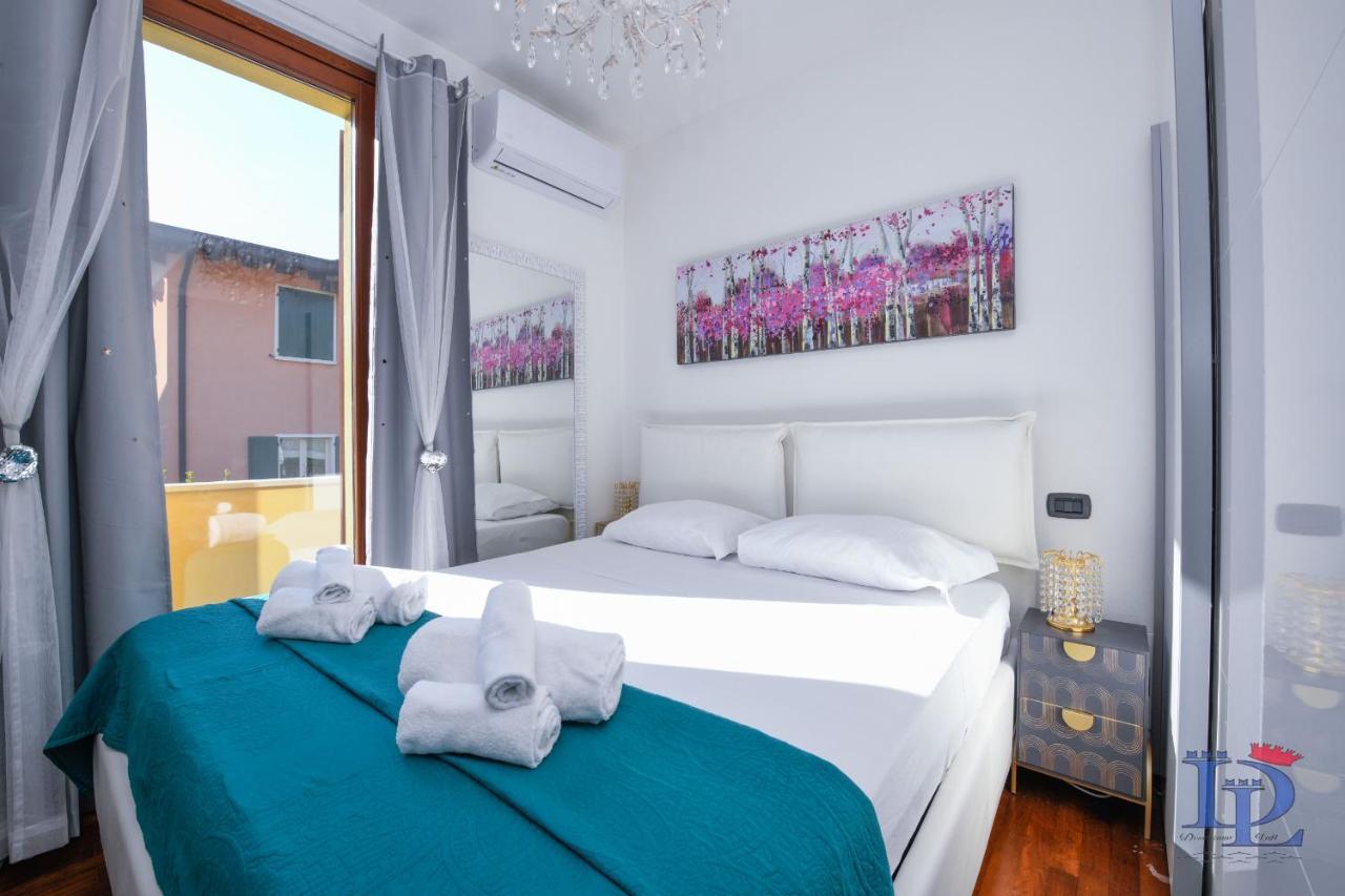 Desenzanoloft Official Partner Marriott Homes & Villas - Luxury Suite With Jacuzzi And Garden Desenzano del Garda Exterior foto