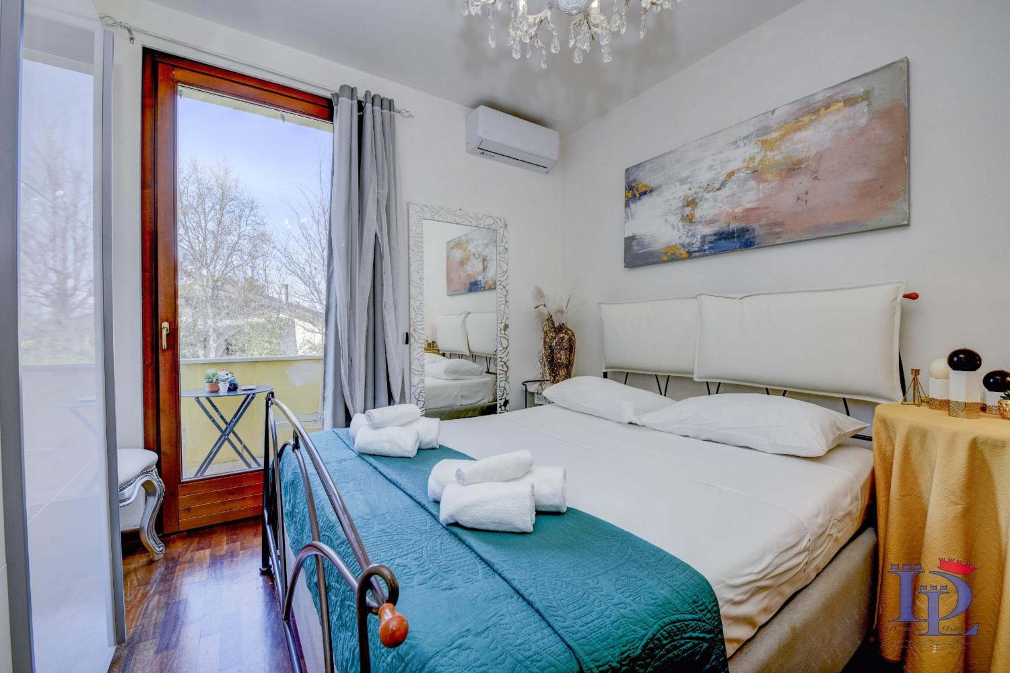 Desenzanoloft Official Partner Marriott Homes & Villas - Luxury Suite With Jacuzzi And Garden Desenzano del Garda Exterior foto